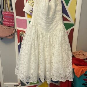 Elegant White Lace Dress